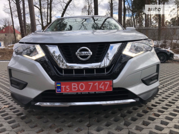 Rogue Nissan Rogue