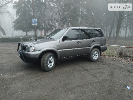 Nissan Terrano II 2000 Nissan Terrano II 2000