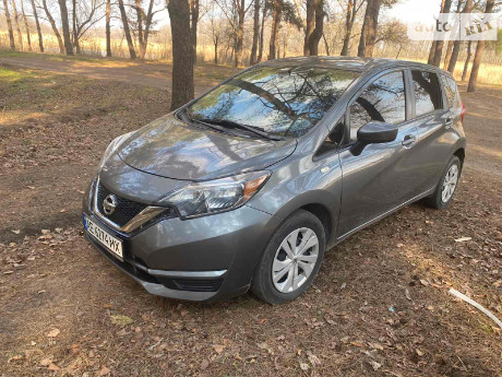 Nissan Versa 2016