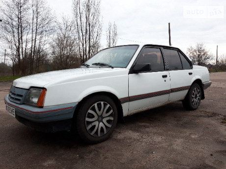 Opel Ascona 1984