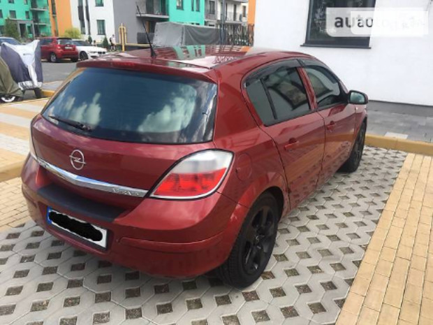 Opel Astra H