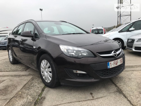 Opel Astra J 2013