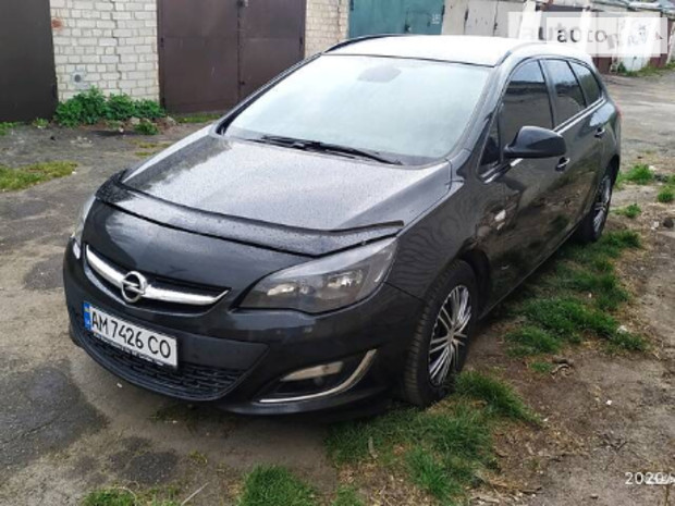 Opel Astra J