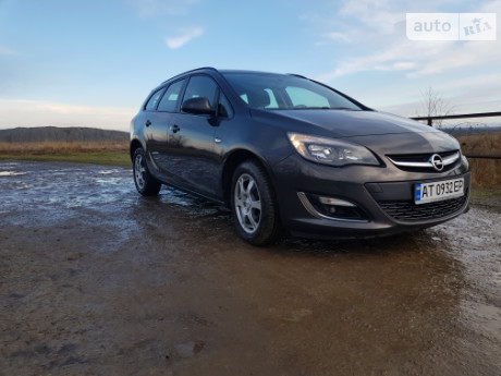 Opel Astra J 2013