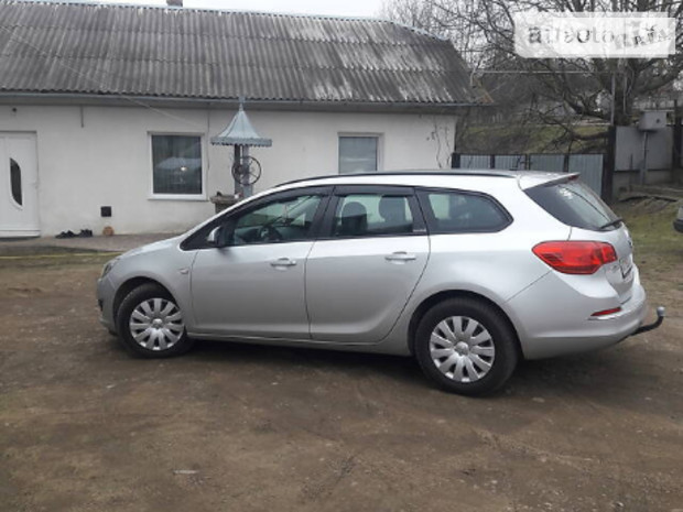 Opel Astra J