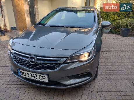 Opel Astra 2016