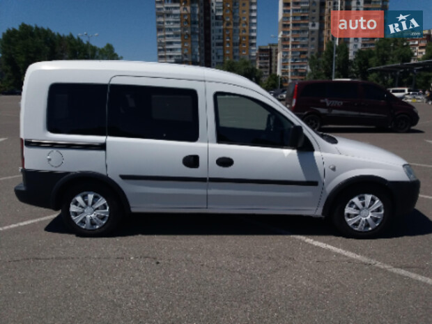 Opel Combo пасс.
