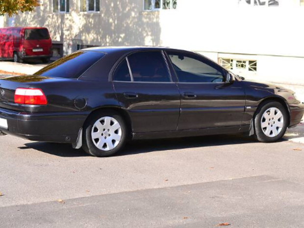 Opel Omega