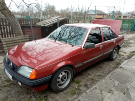 Opel Rekord 1986