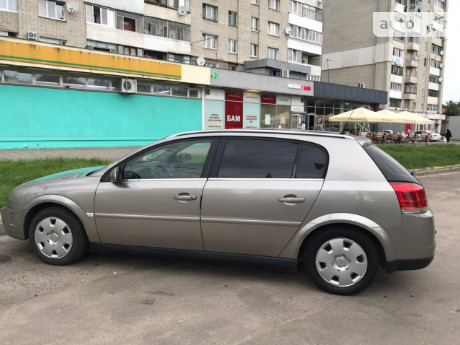 Opel Signum 2003