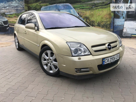 Opel Signum 2003