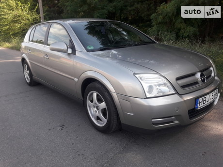 Opel Signum 2003