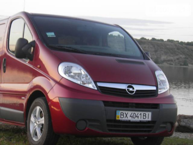 Opel Vivaro груз.