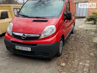 Opel Vivaro груз.