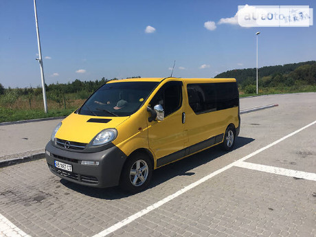 Opel Vivaro пасс. 2006