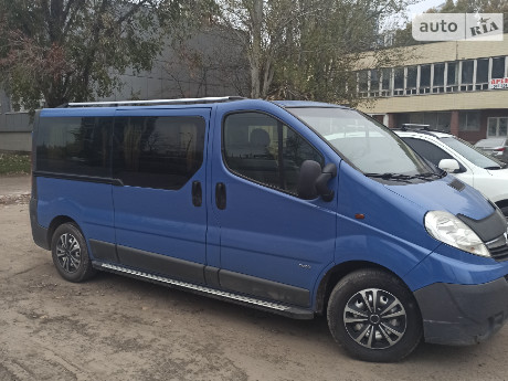 Opel Vivaro пасс. 2008