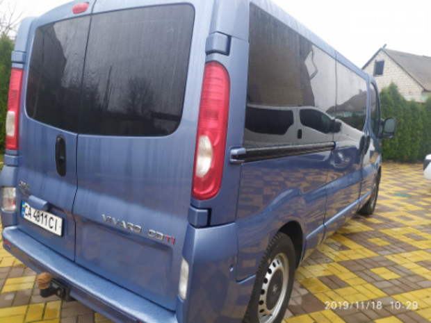 Opel Vivaro пасс.