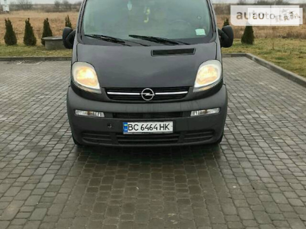 Opel Vivaro пасс.