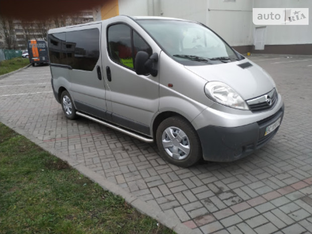 Opel Vivaro пасс.