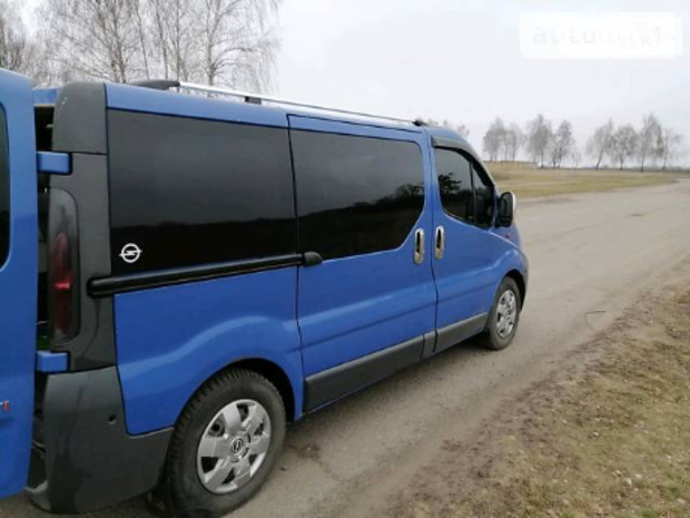 Opel Vivaro пасс.