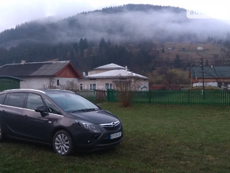 Opel Zafira Tourer 2014