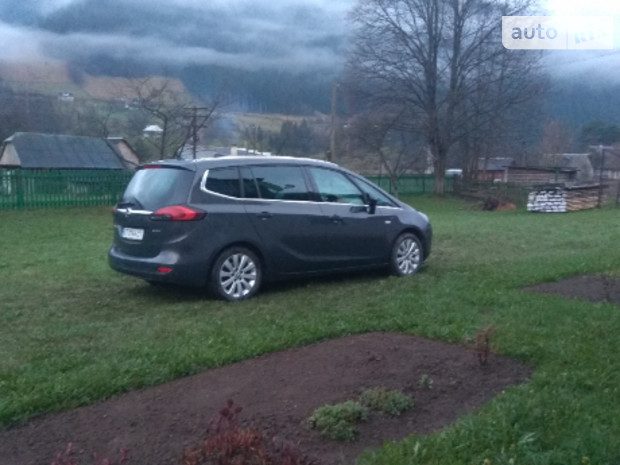 Opel Zafira Tourer