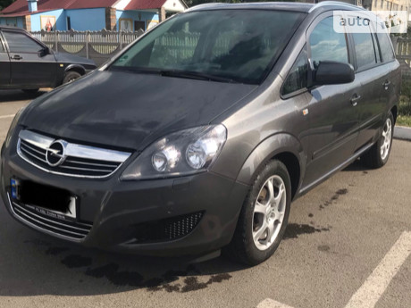 Opel Zafira 2012