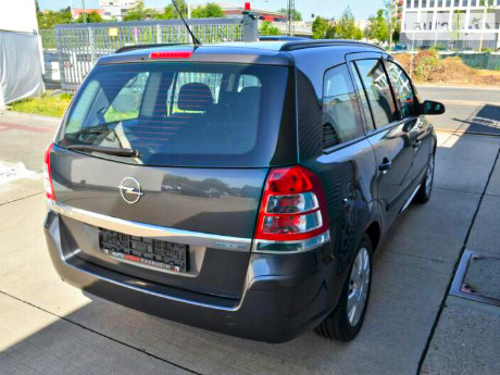 Opel Zafira 2009