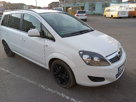 Opel Zafira 2011