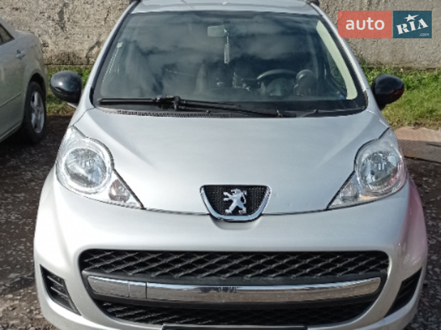 Peugeot 107 Hatchback (5d)