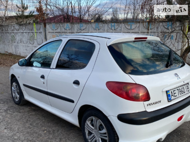 Peugeot 206