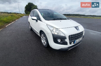 Peugeot 3008  2011