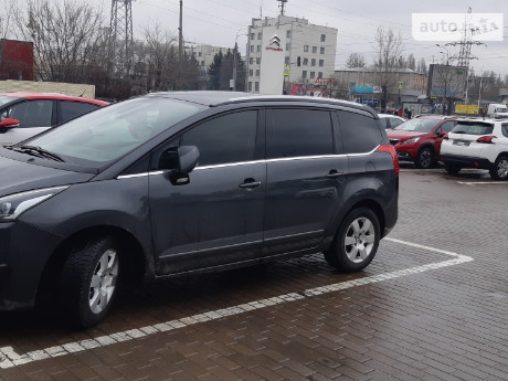 Peugeot 5008 2015