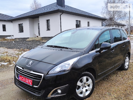 Peugeot 5008 2015