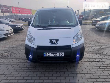 Peugeot Expert пасс. 2010