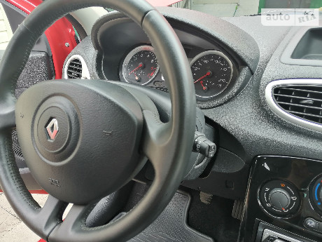 Renault Clio 2011