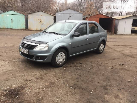 Renault Logan 2011