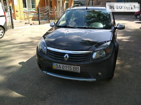 Renault Sandero StepWay 2013