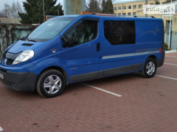 Renault Trafic груз.-пасс.