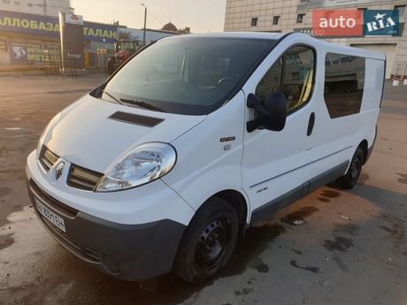 Renault Trafic груз. 2012