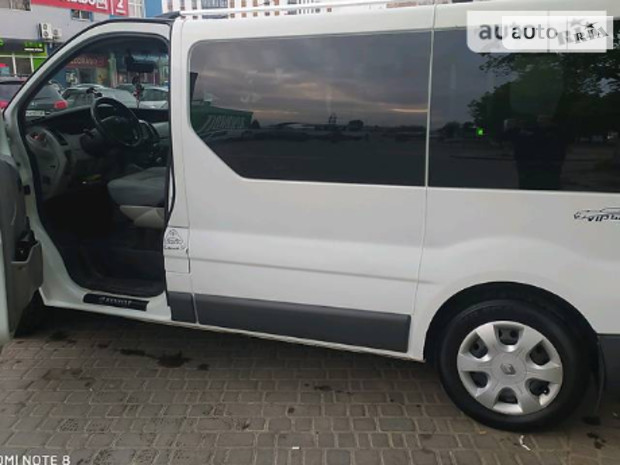 Renault Trafic пасс.