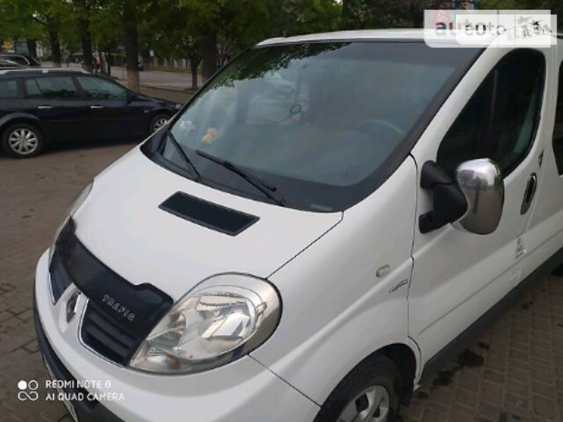 Renault Trafic пасс.