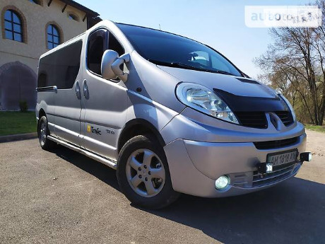 Renault Trafic пасс. 2011