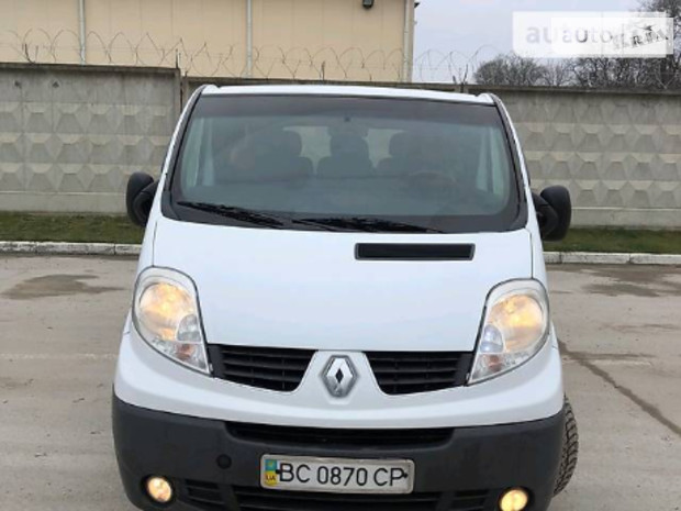 Renault Trafic пасс.