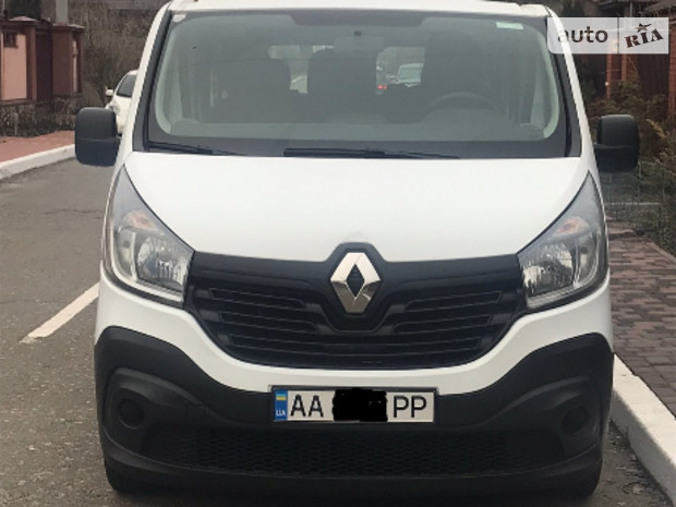 Renault Trafic пасс.