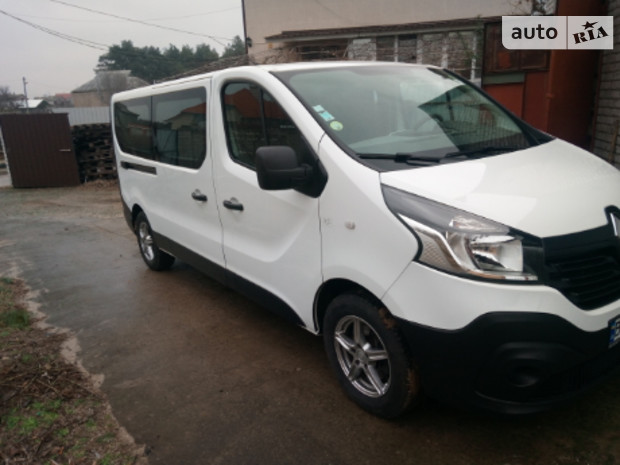 Renault Trafic пасс.