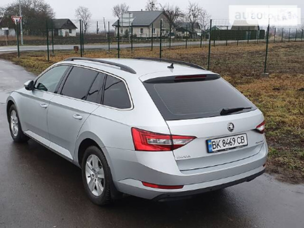 Skoda Superb