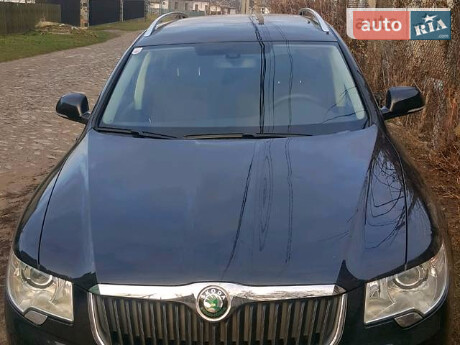 Skoda Superb 2012