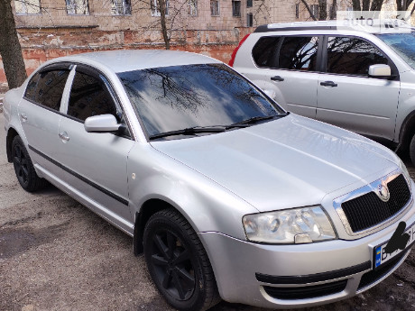 Skoda Superb 2006