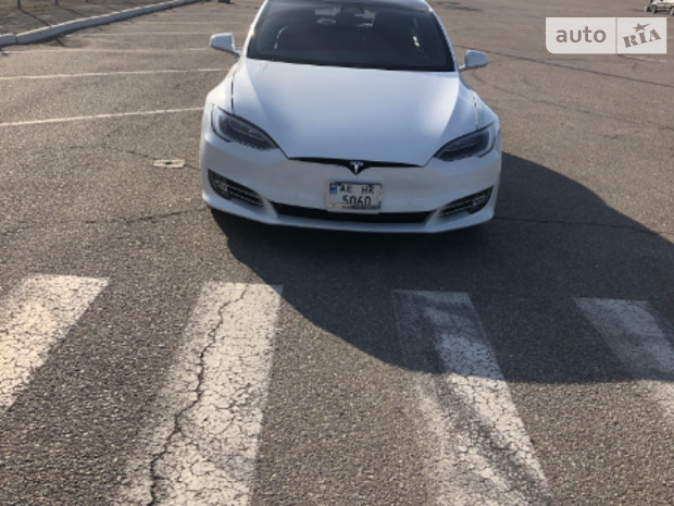 Model S Tesla Model S